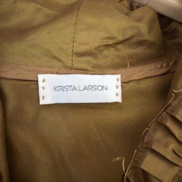 NWT Krista Larson Gold Button Up High Low Blouse / Jacket #1370 Size MED - Picture 5 of 6